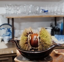 古民家茶屋 木乃葉　インテリアとしての栗