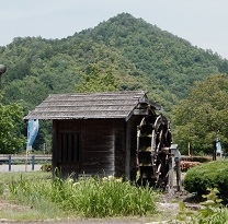 みちくさ館 水車