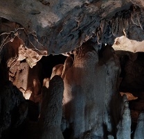 美山鍾乳洞