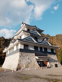 藤橋城（西美濃プラネタリウム）