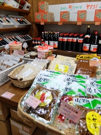 ヤマコノ（味噌平醸造） 店内